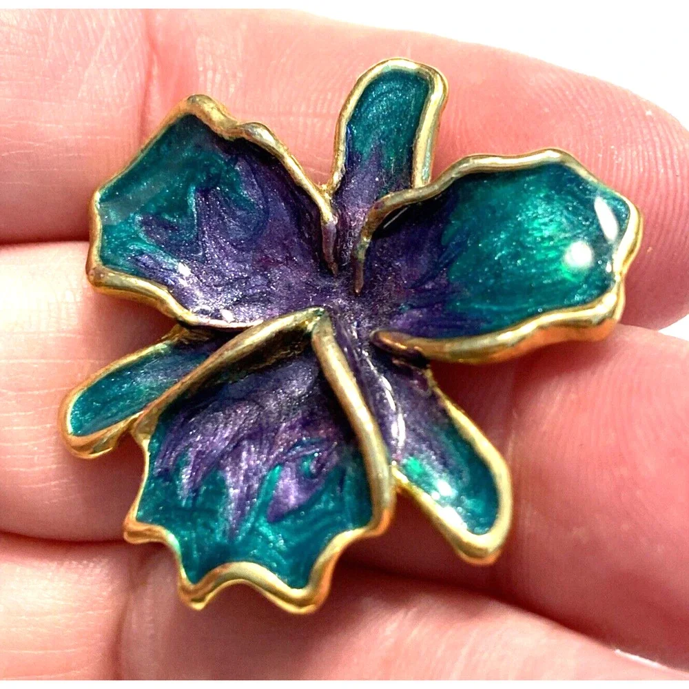 Vintage Gold Flower Brooch 1980’s Green & Blue Swirl Enamel Pin Naturalist Flora
